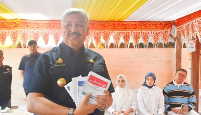 Bupati Pinrang Andi Irwan Hamid 