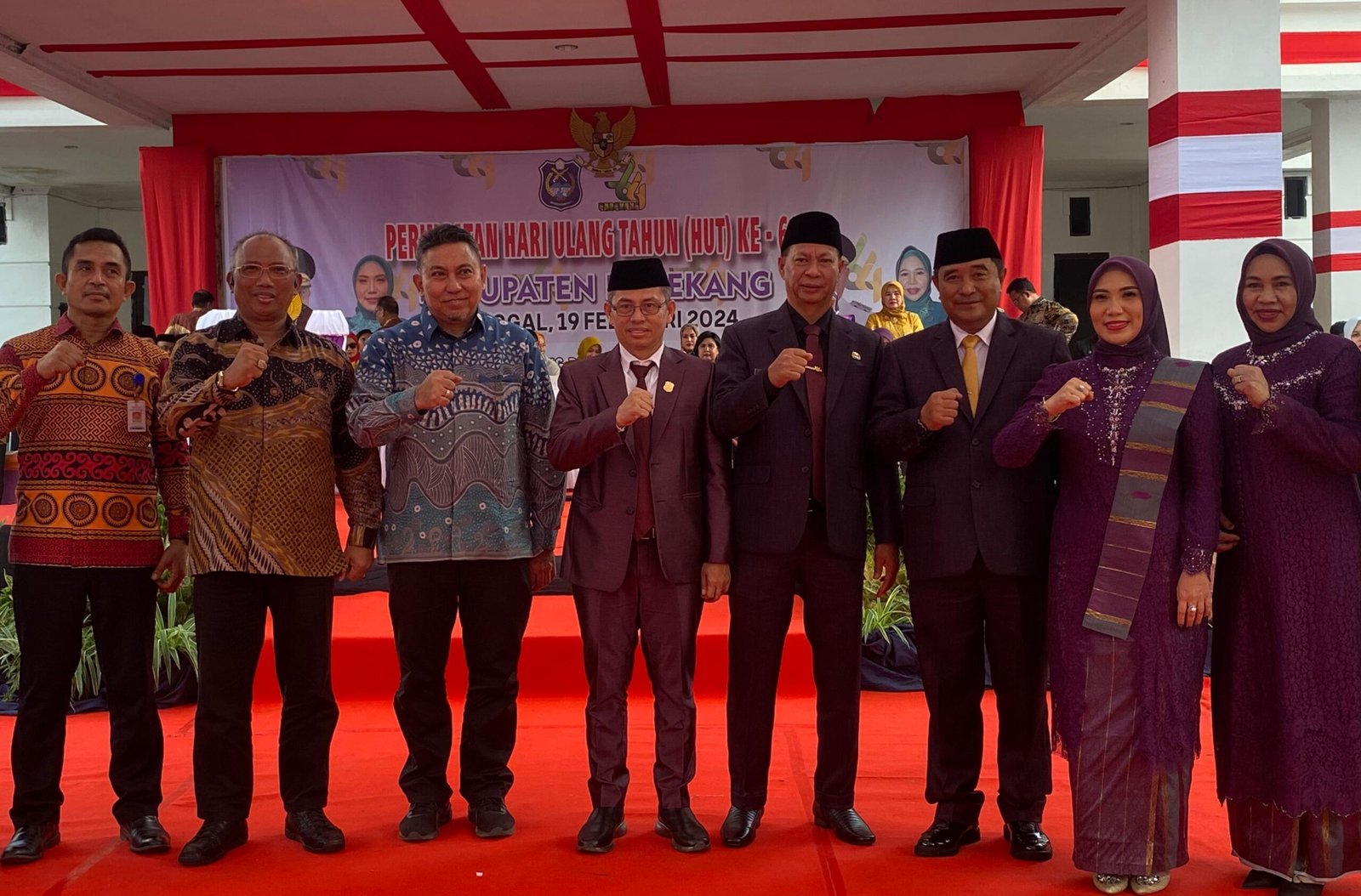 Pj Gubernur Sulsel Bahtiar Baharuddin memuji pelbagai kemajuan, yang dicapai Kabupaten Enrekang. Hal tersebut ia sampaikan saat menghadiri puncak acara HUT ke-64 Kabupaten Enrekang