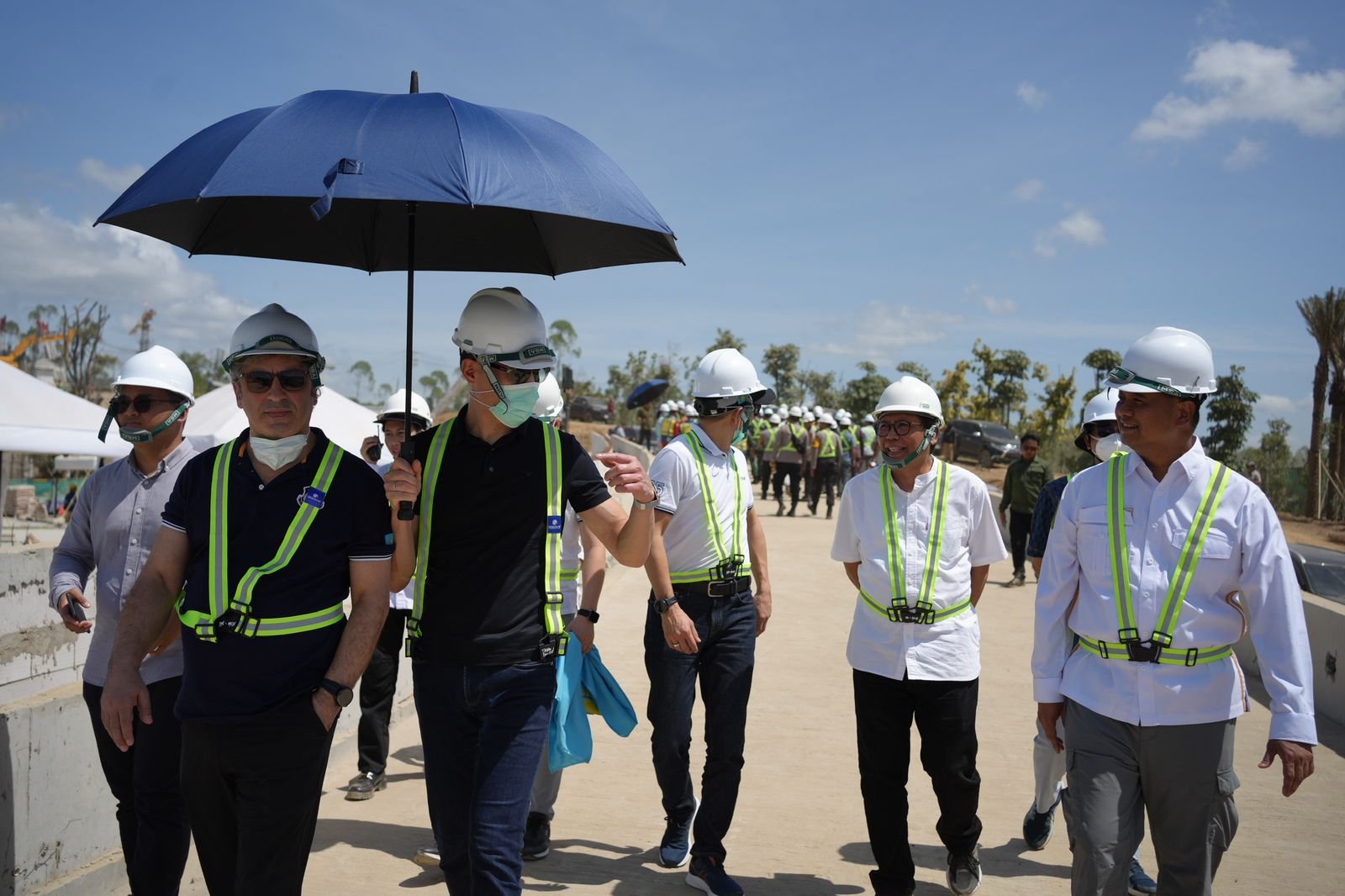 Duta Besar (Dubes) RI untuk Kazakhstan, Dr. M. Fadjroel Rachman, bersama dengan Delegasi BI Group dari Kazakhstan, berkunjung ke Ibu Kota Nusantara (IKN)