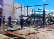 Rumah Panggung di Tiroang Ludes Terbakar