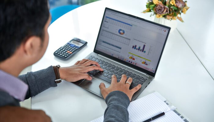 Daftar Rekrutmen Bersama BUMN 2024 untuk Staf Administrasi