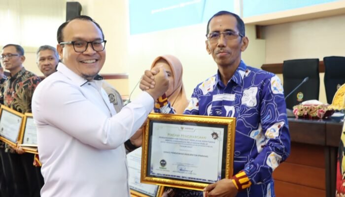 Dikbud Pinrang Raih Nilai Tertinggi Pelayanan Publik Ombudsman