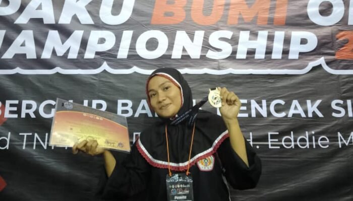 Mahasiswi ICP Raih Medali Emas Pencak Silat Internasional di Bandung