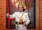 Bahtiar Baharuddin Diberi Gelar Daeng Mappuji dari Dewan Adat Bone