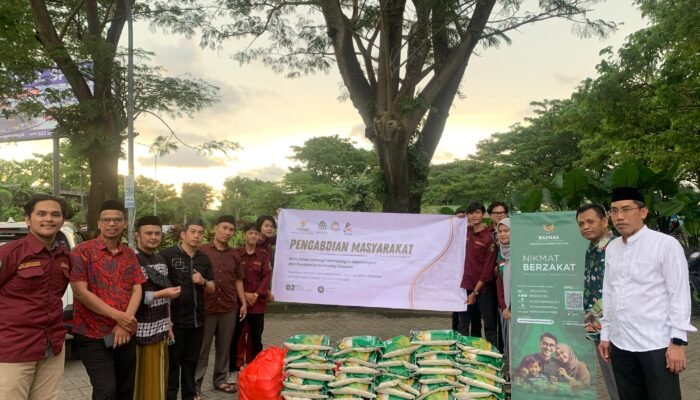 Bersama BAZNAS, FEBI UIN Alauddin Makassar Bagikan Paket Sembako