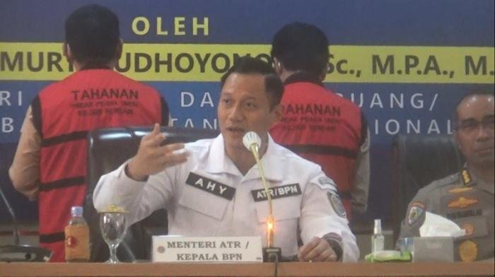 Menteri Agraria dan Tata Ruang atau Kepala Badan Pertanahan Nasional (ATR/BPN), Agus Harimurti Yudhoyono (AHY), mengungkap kasus mafia tanah di Sulawesi Tenggara (Sultra).