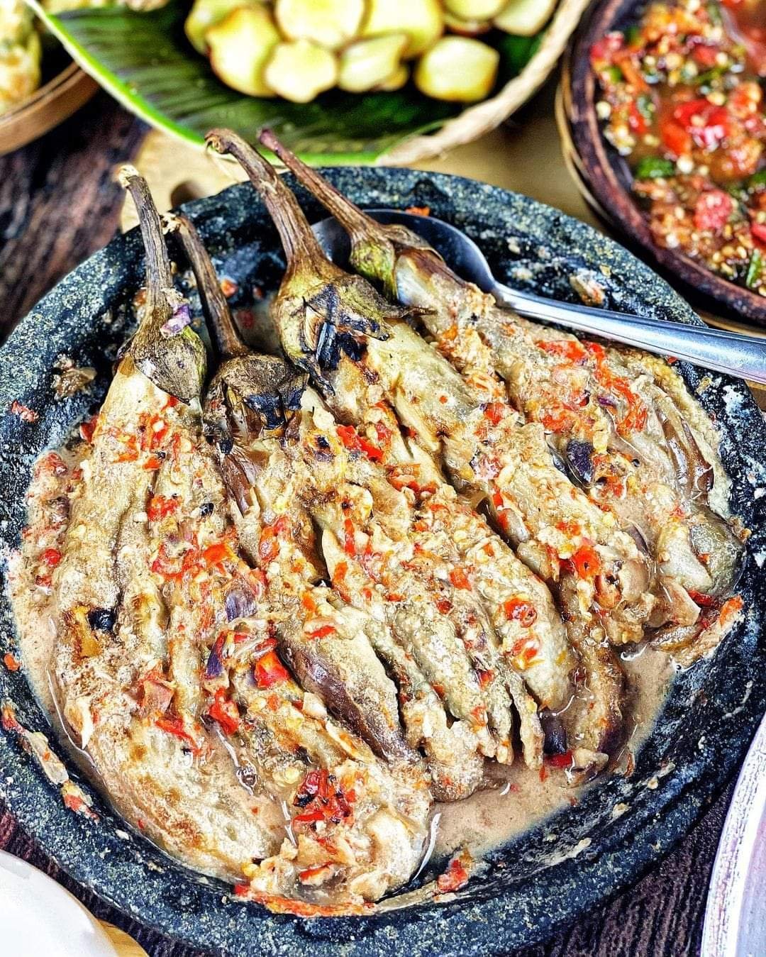 Resep Pecak Terong Bakar: Kuliner Khas yang Menggugah Selera