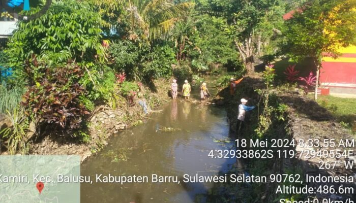 Cegah DBD, Warga Dusun Rumpia Lakukan Aksi Pembersihan Lingkungan