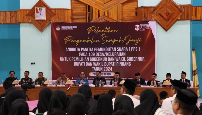 KPU Pinrang Lantik 327 PPS Pilkada 2024