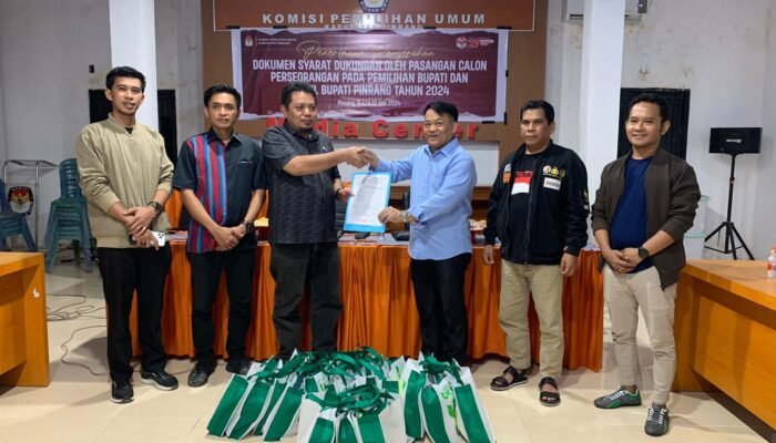 Paslon Independen Bustan-Untung Tak Memenuhi Syarat Pilkada Pinrang