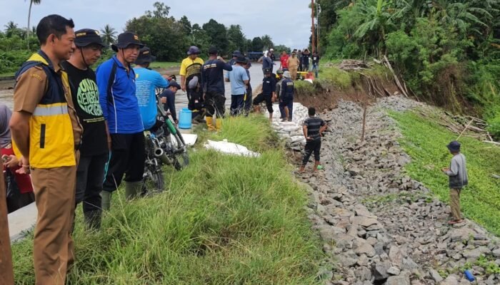 Tanggul Intake Sawitto Mendapatkan Perbaikan Sementara Mengatasi Penurunan Permukaan