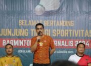 Kerjasama PWI dan IWO, Pj.Bupati Pinrang Buka Badminton Fun 2024
