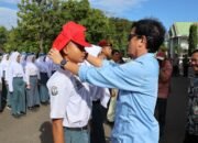 Sekda Pinrang Ingatkan Paskibraka tentang Pentingnya Kedisiplinan dan Latihan Serius