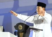 Prabowo Umumkan Kenaikan Upah Minimum Nasional 6,5 Persen