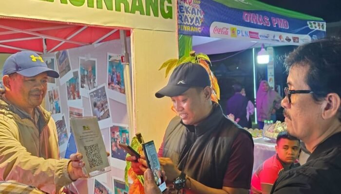 Meriahkan HUT RI, RSUD Lasinrang Edukasi dan Layani Masyarakat di Pekan Raya