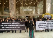 Mendiktisaintek Satryo Didemo, Buntut Pemecatan Sepihak Pegawai