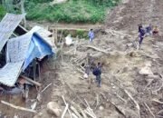 Longsor di Pinrang 2 Rumah 1 TK Rusak Berat, 68 Jiwa Terancam Longsor Susulan