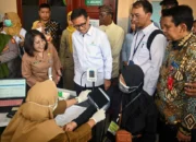 Pemerintah Gelar Cek Kesehatan Gratis, Menkes Turun Langsung
