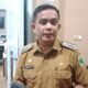 Wakil Bupati Pinrang, Sudirman Bungi, menegaskan bahwa tidak boleh ada 'dua matahari' dalam pemerintahan Kabupaten Pinrang. Hal itu disampaikan Sudirman Bungi usai rapat koordinasi bersama SKPD di kantor Bupati Pinrang, Senin (24/2/2025).