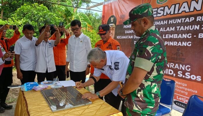 Bupati Pinrang Resmikan 9 Huntap Korban Bencana Alam