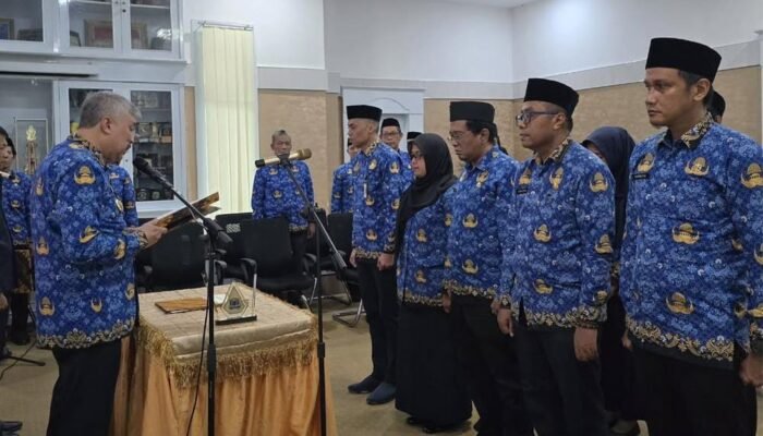 Bupati Lantik Andi Fahruddin Renreng sebagai Kepala Bapperida Pinrang