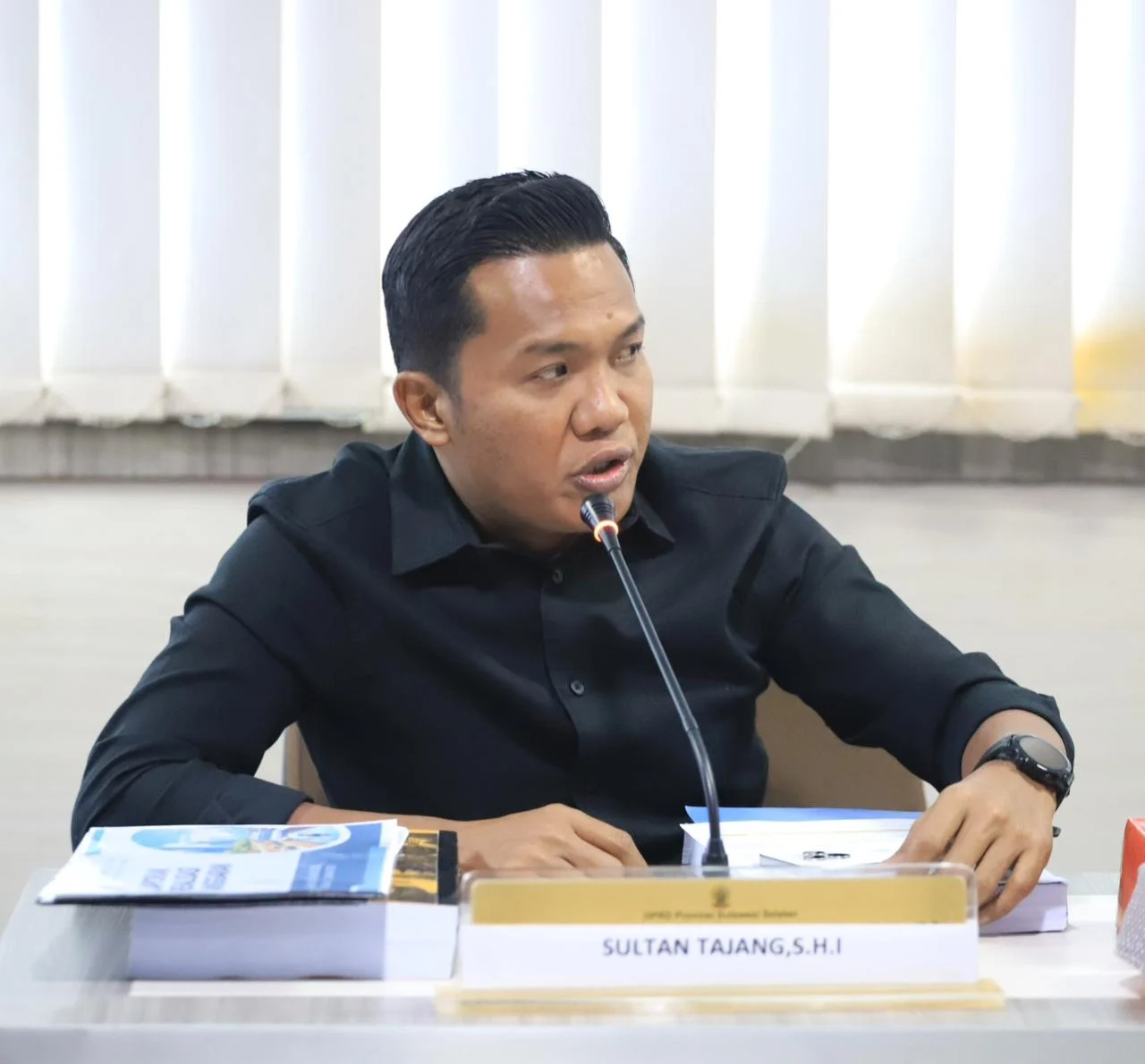 Sultan Tajang, anggota DPRD Sulsel dari Fraksi Partai Gerindra, mendesak Dinas Bina Marga Sulsel untuk segera mengalokasikan anggaran penyelesaian Infrastruktur vital yang terletak di Dusun Wette, Desa Lautang, Kecamatan Belawa, Kabupaten Wajo ini telah mangkrak sejak tahun 2019