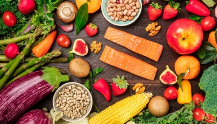 6 Makanan Ini Sebaiknya Tak Dimakan Mentah, Bisa Berbahaya!