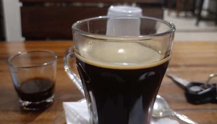 Efek Samping Minum Kopi Hitam Tanpa Gula, Waspada Diuretik