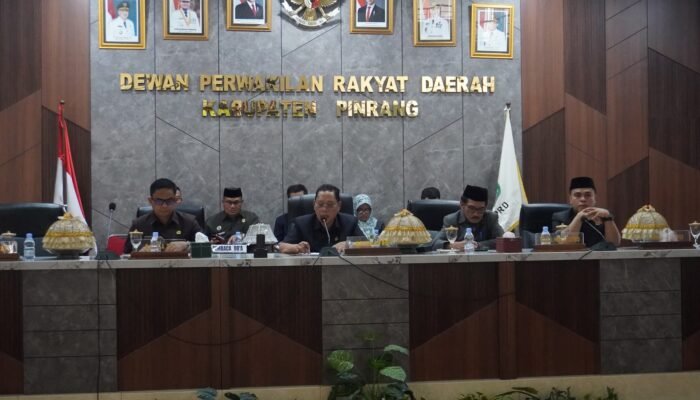 Wabup Pinrang Hadiri Paripurna DPRD Bahas KUPA-PPAS Perubahan 2025