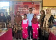 Anggota DPR RI La Tinro La Tunrung Pantau Penyaluran Beasiswa PIP Bagi Siswa di Pinrang