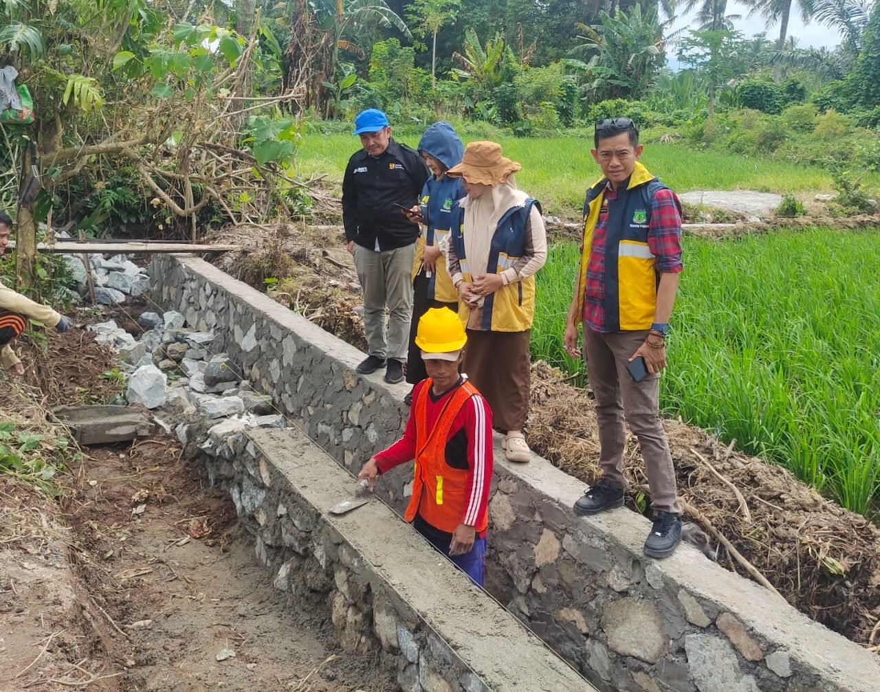 Musim Kemarau, Dinas SDABK Pinrang Lakukan Rehabilitasi Irigasi