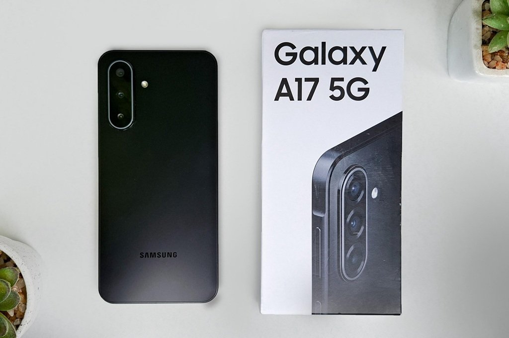 Samsung Galaxy A17 5G hadir sebagai jawaban kebutuhan generasi muda, menawarkan performa anti lemot dengan Exynos 1330, baterai besar 5.000mAh, kamera 50MP OIS, dan fitur Multi Window. Tersedia di Indonesia dengan harga Rp3.699.000 - angindai.com