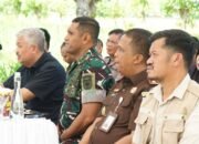 Plt Kadis SDABK Dampingi Bupati Pinrang Ikuti Vicon bersama Kasad Maruli Bahas Tentang Pengairan Pertanian Terpusat