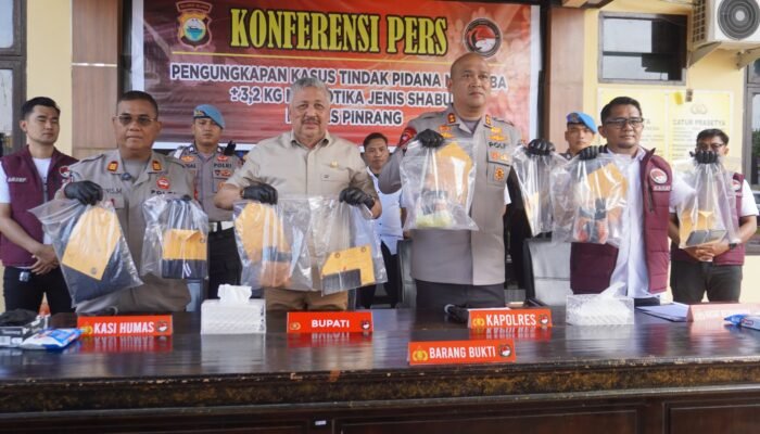 Polres Pinrang Gagalkan Peredaran 3,2 Kg Sabu Jaringan Internasional, 4 Tersangka Diringkus