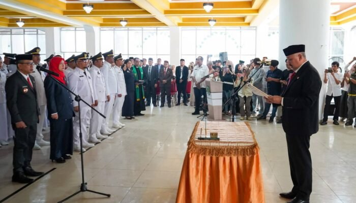 Irwan Hamid Lantik 176 Pejabat Baru