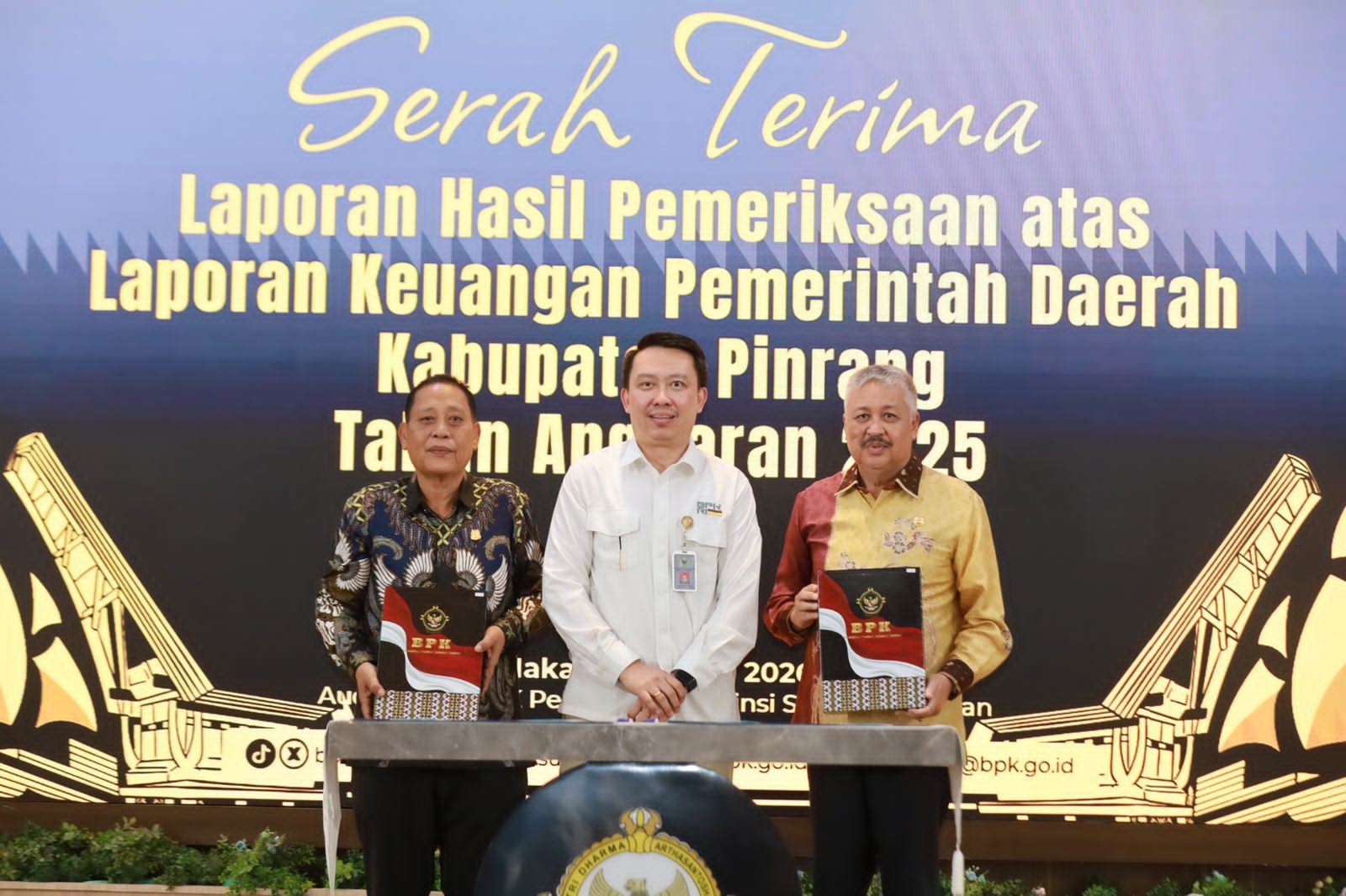 Pemerintah Kabupaten Pinrang kembali meraih opini Wajar Tanpa Pengecualian atau WTP dari BPK RI atas LKPD Tahun Anggaran 2025 sebagai bukti tata kelola keuangan yang transparan