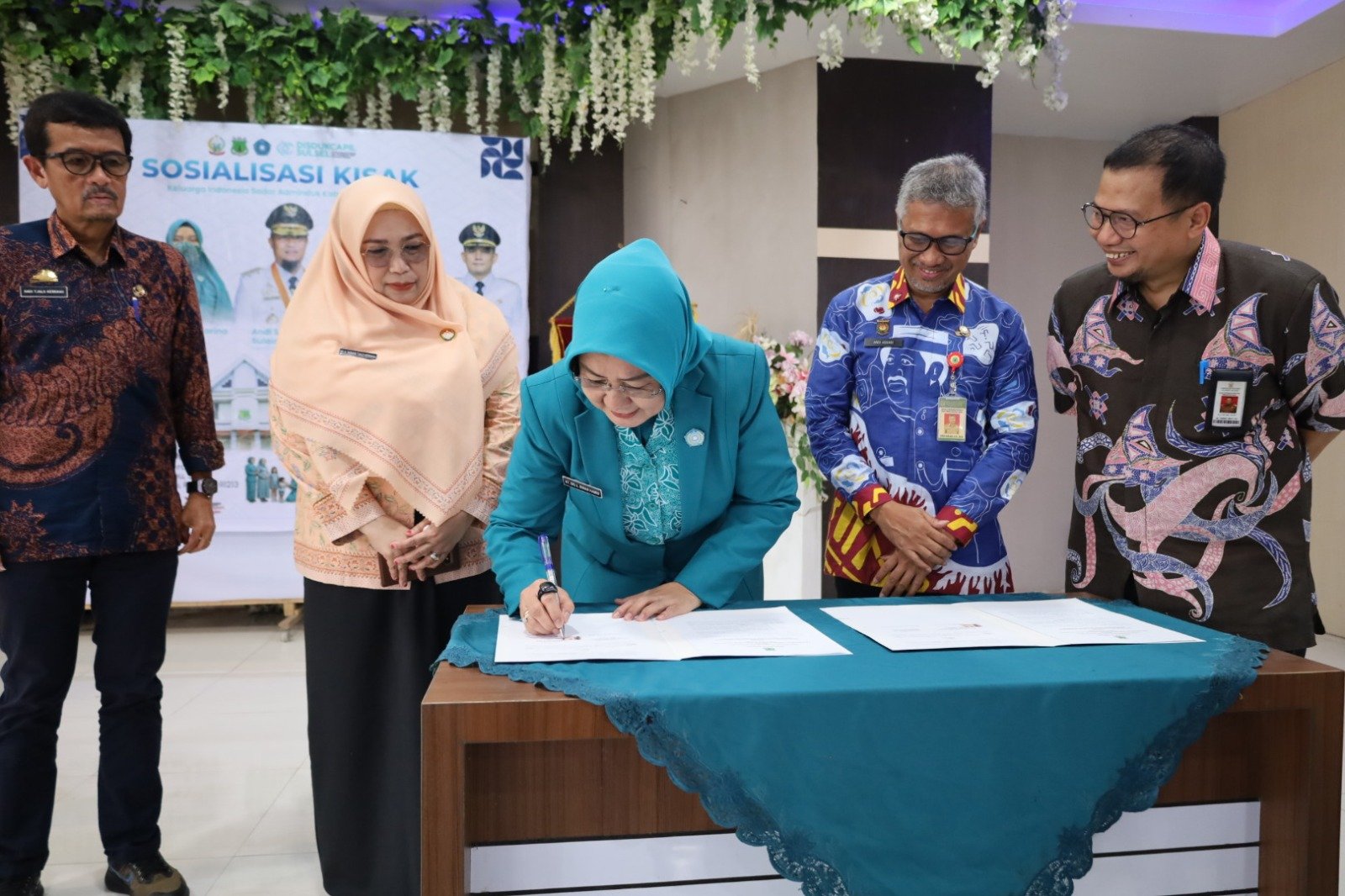 TP PKK Kabupaten Pinrang berkomitmen penuh menyukseskan Program KISAK demi membangun kesadaran masyarakat akan pentingnya dokumen kependudukan sejak dari keluarga