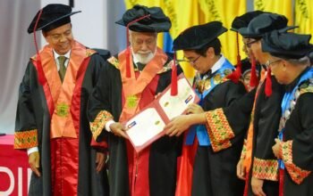 UNHAS Penganugerahan Gelar Doctor Honoris Causa kepada Perdana Menteri Timor-Leste Xanana Gusmao