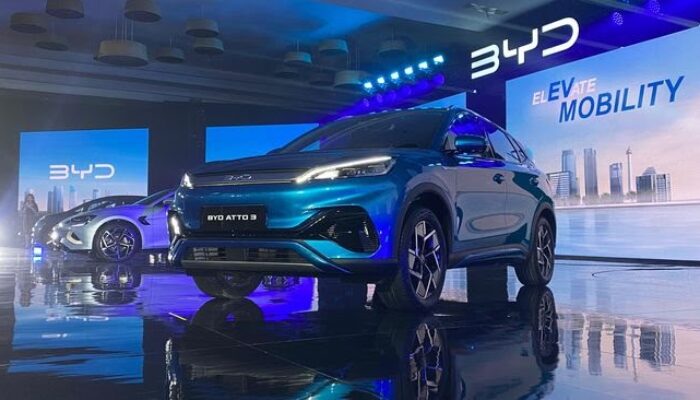 Berikut Harga dan Spesifikasi Mobil Listrik BYD