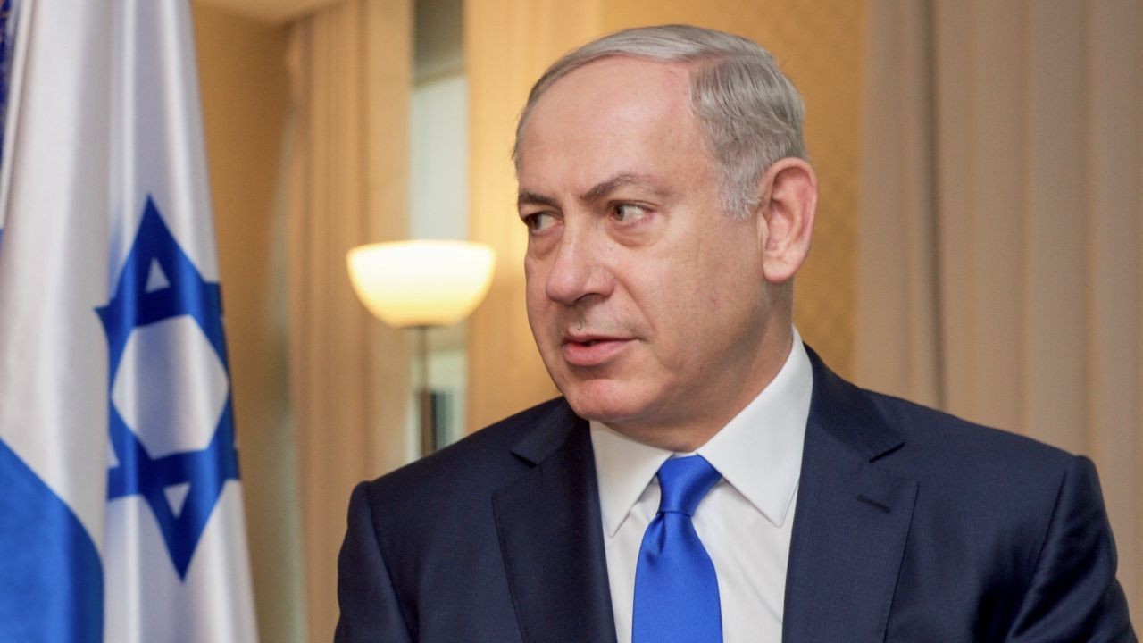 Perdana Menteri Israel Benjamin Netanyahu dilaporkan mengusulkan pemimpin senior Hamas Palestina untuk meninggalkan Jalur Gaza