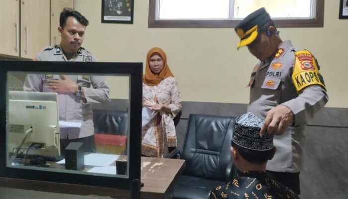 Polisi Tahan Guru Setrika Punggung Siswa Hafiz di Parepare