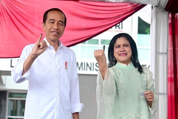 Presiden Jokowi bersama Ibu Negara Iriana Jokowi