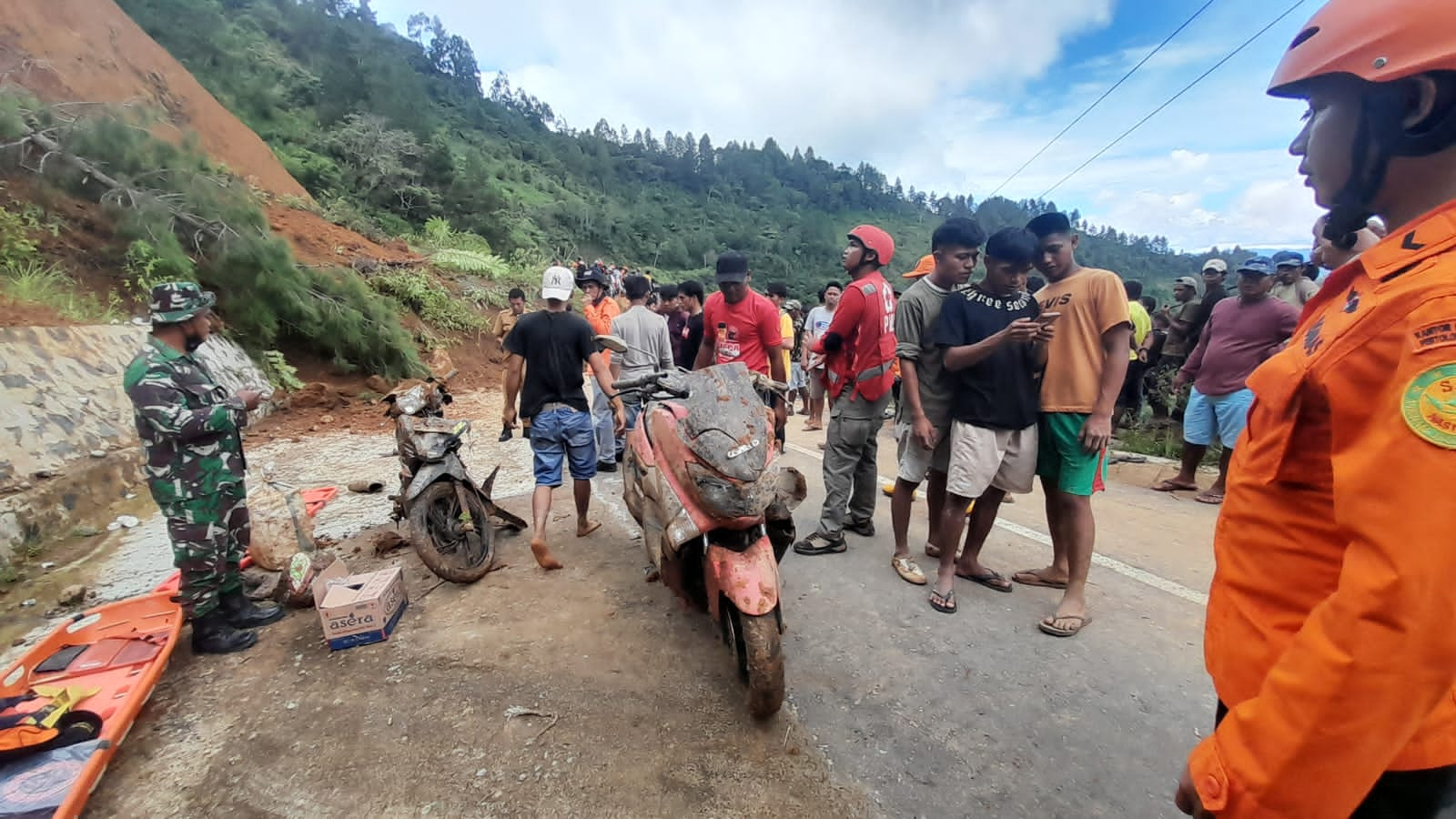 Longsor di Bastem Utara Luwu, 4 Orang Meninggal Tertimbun