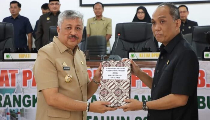 Bupati Pinrang Sampaikan LKPJ Pinrang Tahun 2023