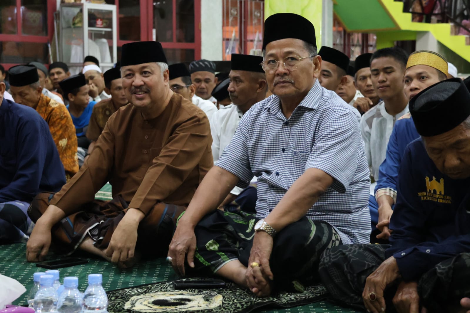 Bupati Pinrang, Irwan Hamid, memimpin langsung tim safari Ramadan didampingi Wakil Bupati Pinrang Drs. H. Alimin (Dok. Kominfosandi Pinrang)