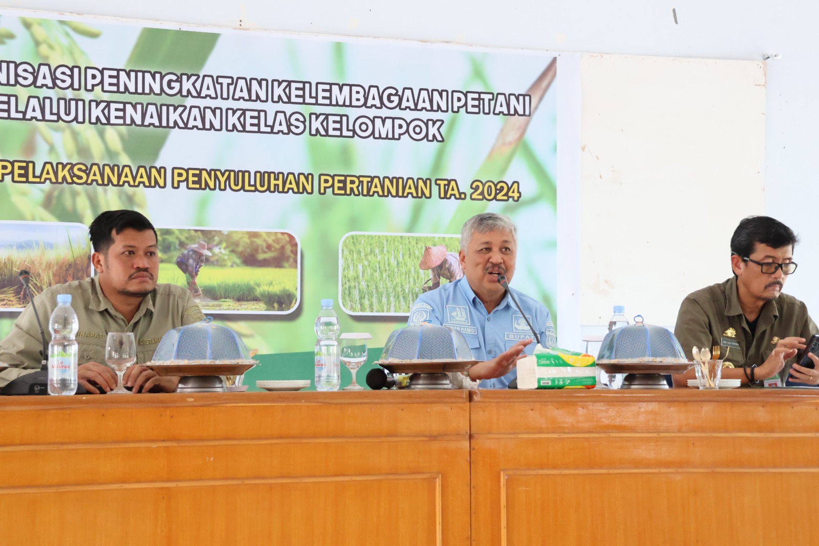 Bupati Pinrang, Irwan Hamid, mengungkapkan pentingnya melakukan sinkronisasi peningkatan kelembagaan dalam upaya peningkatan hasil produksi pertanian di Kabupaten Pinrang