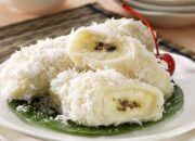 Pisang Rebus Balut Kelapa Camilan Sehat Cocok untuk Ngopi