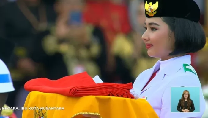 Sosok Livenia Evelyn, Pembawa Baki Saat Upacara 17 Agustus 2024 di IKN