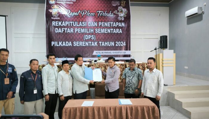 Bawaslu Pinrang Hadiri Rapat Pleno Rekapitulasi DPS KPU Pinrang