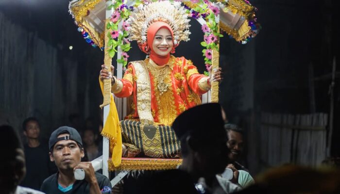 Tradisi Arak Pengantin (Kalondo Wei) di Bima NTB